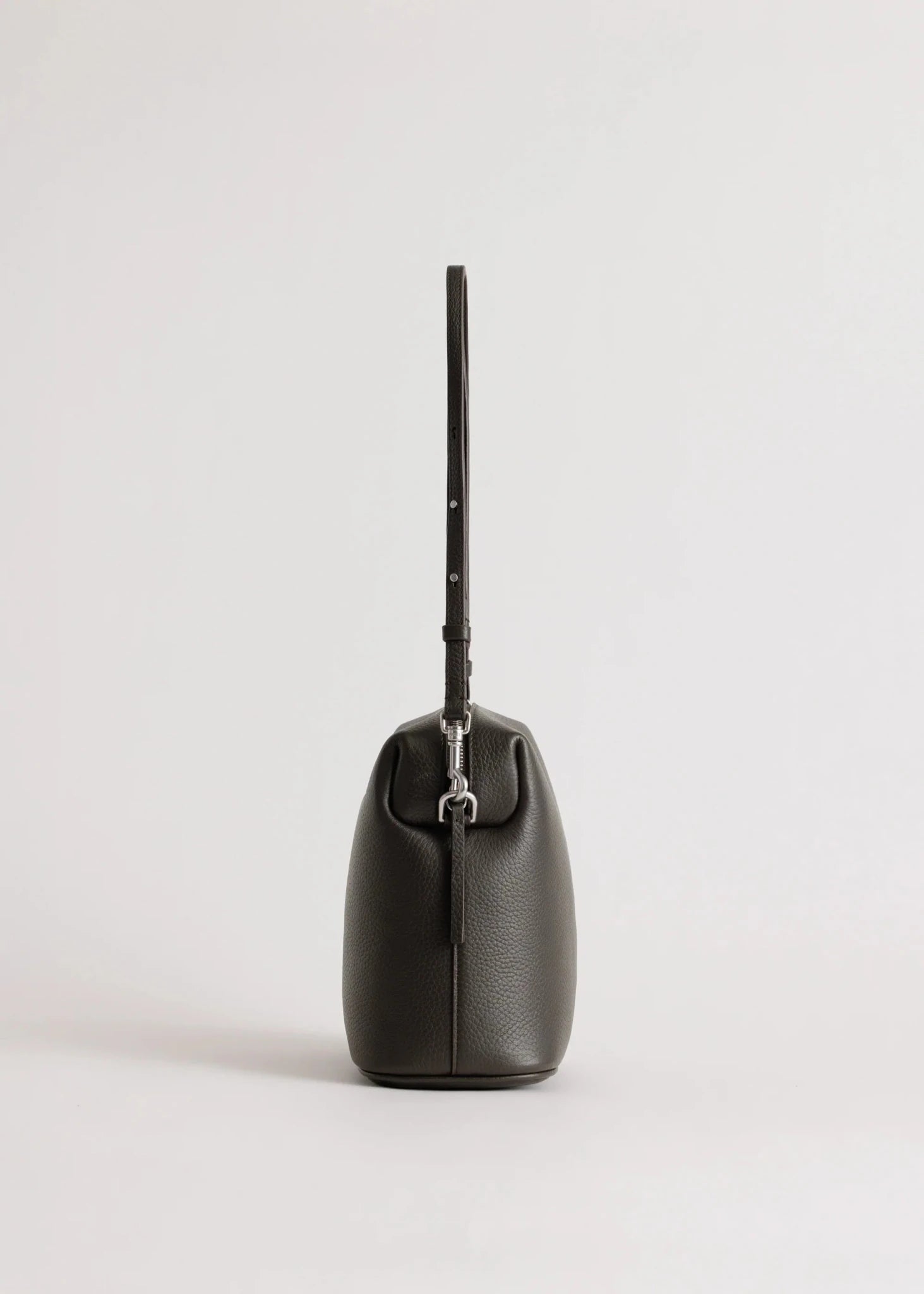 Yu Mei | Ch'lita Bag | Black Olive Deer Nappa | Palm Boutique