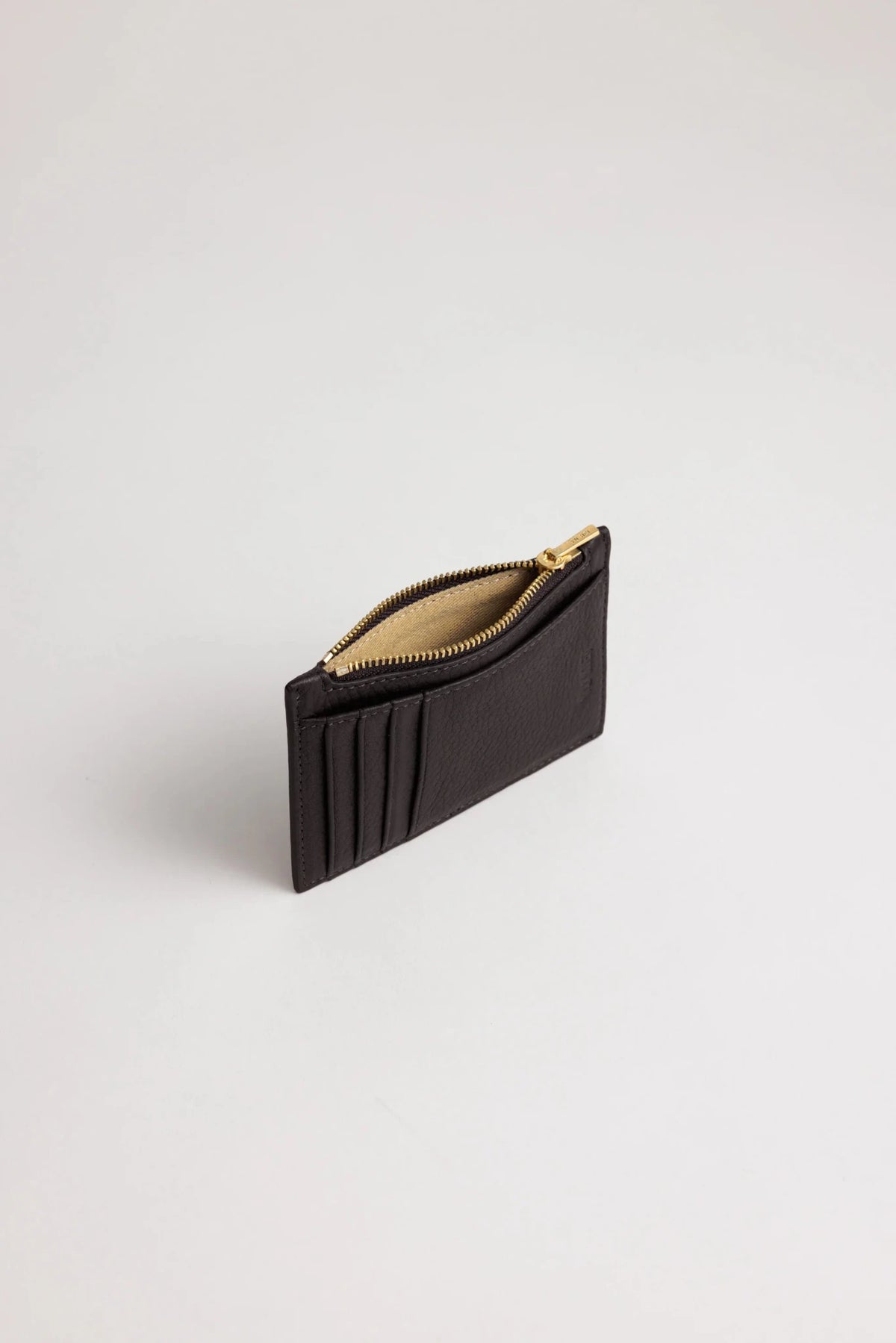 Yu Mei | Frank Cardholder | Americano | Palm Boutique