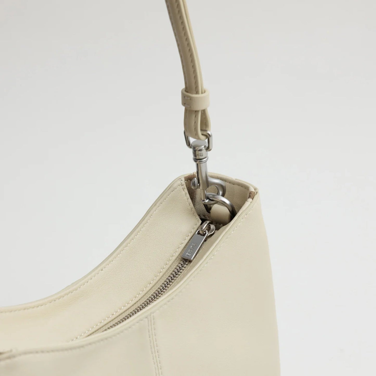 Yu Mei | Joan Bag | Cream Lambskin | Palm Boutique