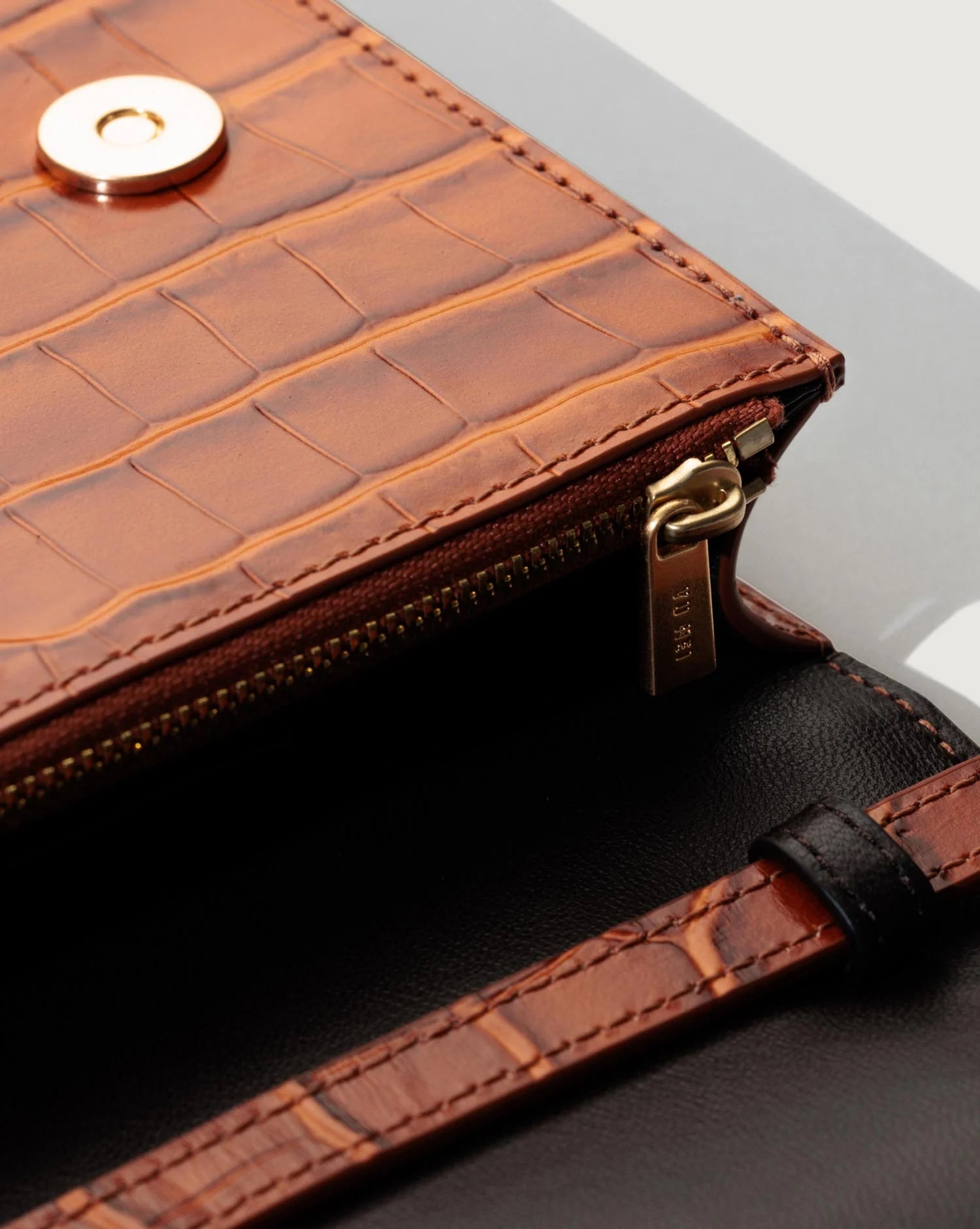 Yu Mei | Suki Clutch | Apricot Croc | Palm Boutique
