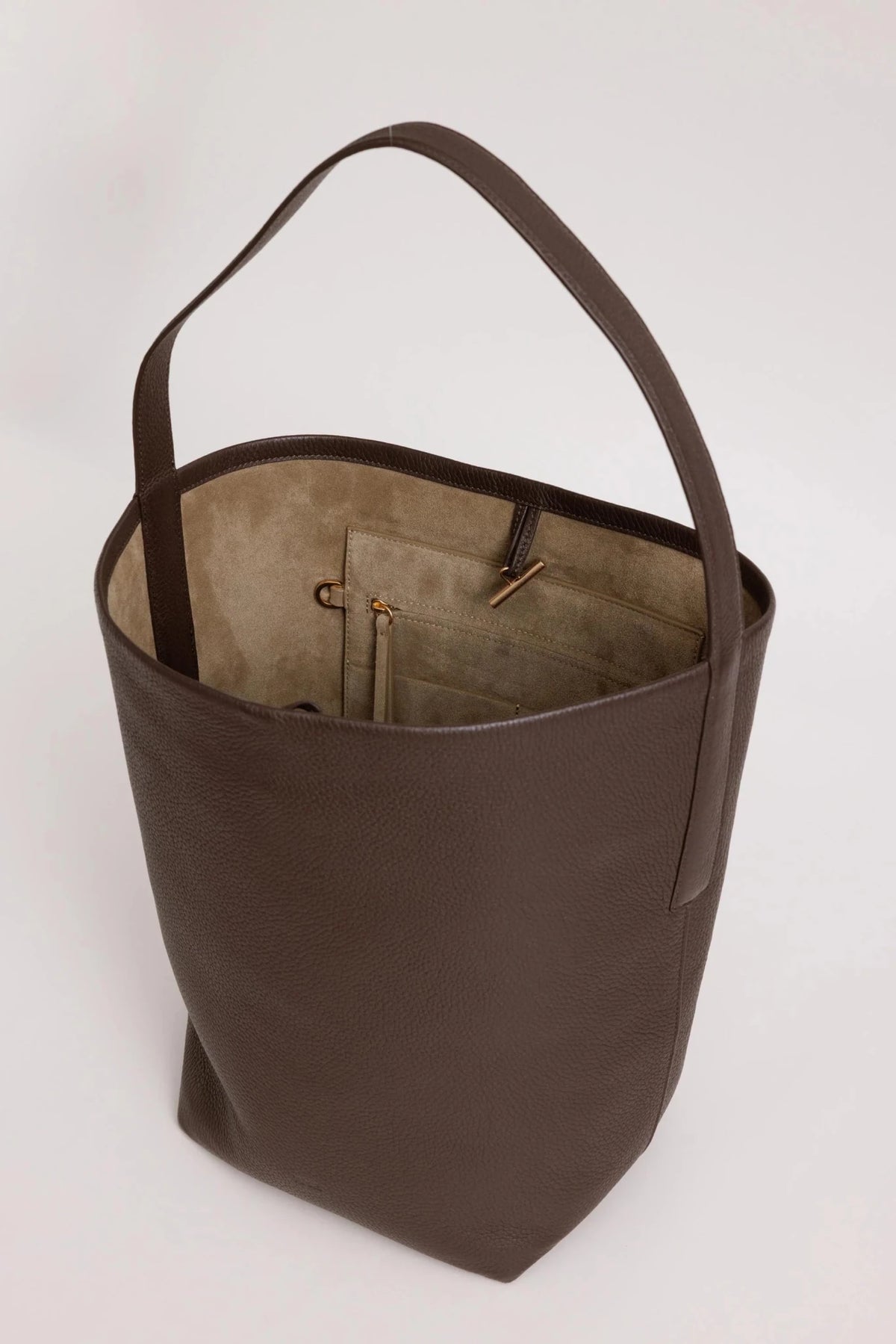 Yu Mei | Teresa Tote | Molasses | Palm Boutique