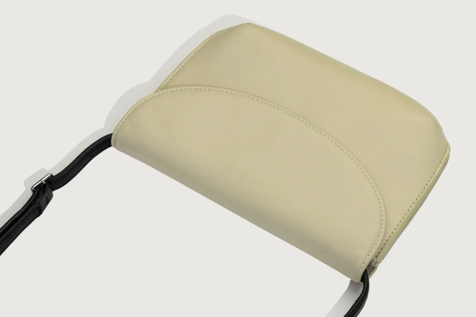 Yu Mei | Keriana Clutch | Pumice Lamb | Palm Boutique